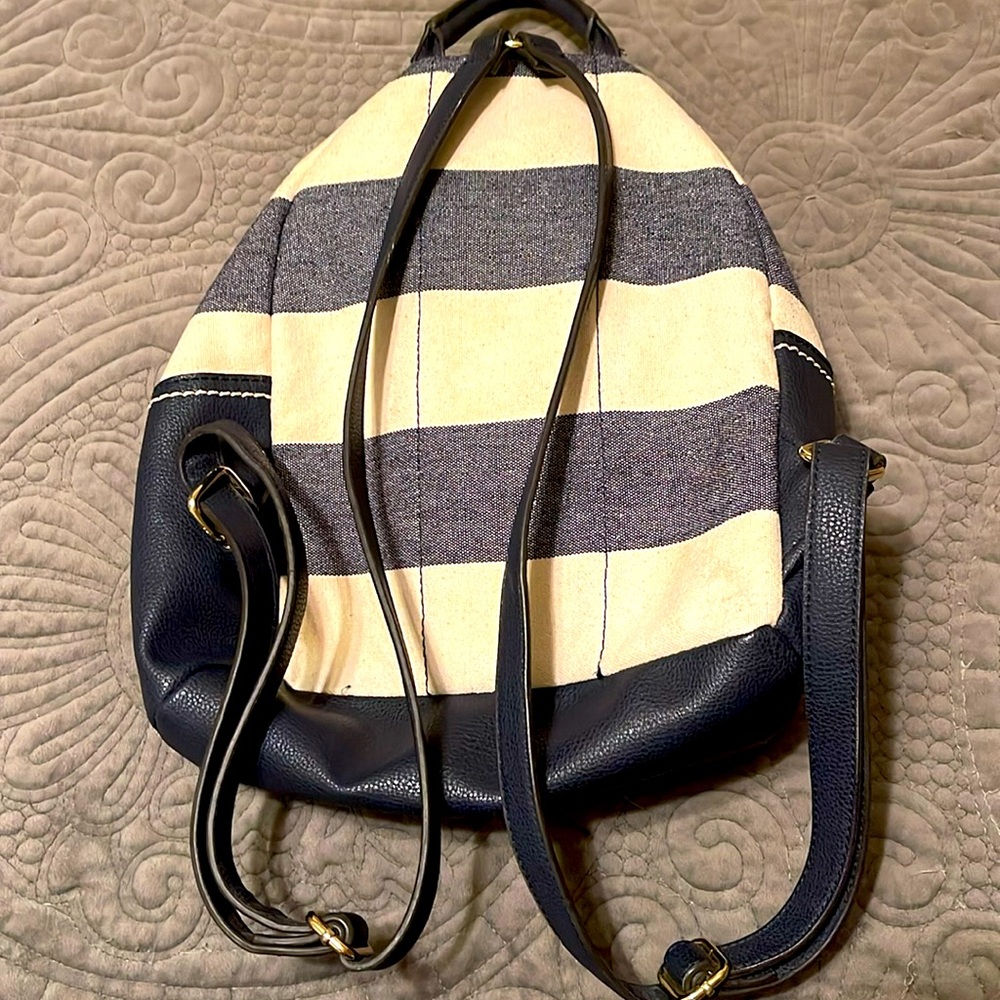 TOMMY HILFIGER Backpack. - Picture 5 of 10